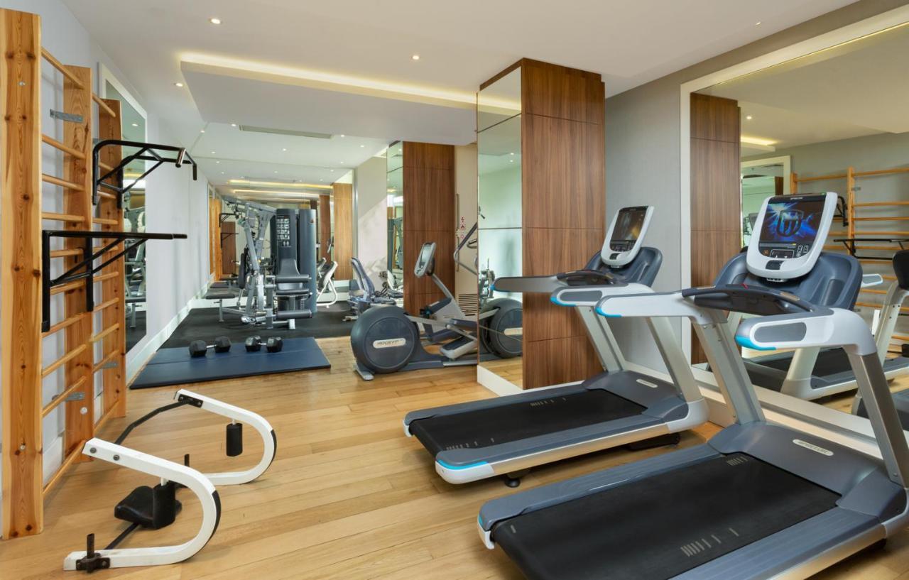 이스로텔 데드 씨 호텔 에인 보켁 외부 사진 The gym at the hotel