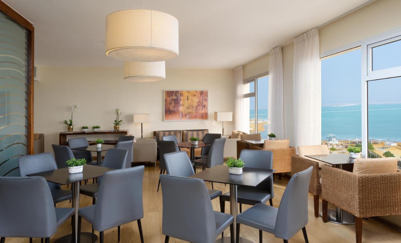 이스로텔 데드 씨 호텔 에인 보켁 외부 사진 Club Lounge